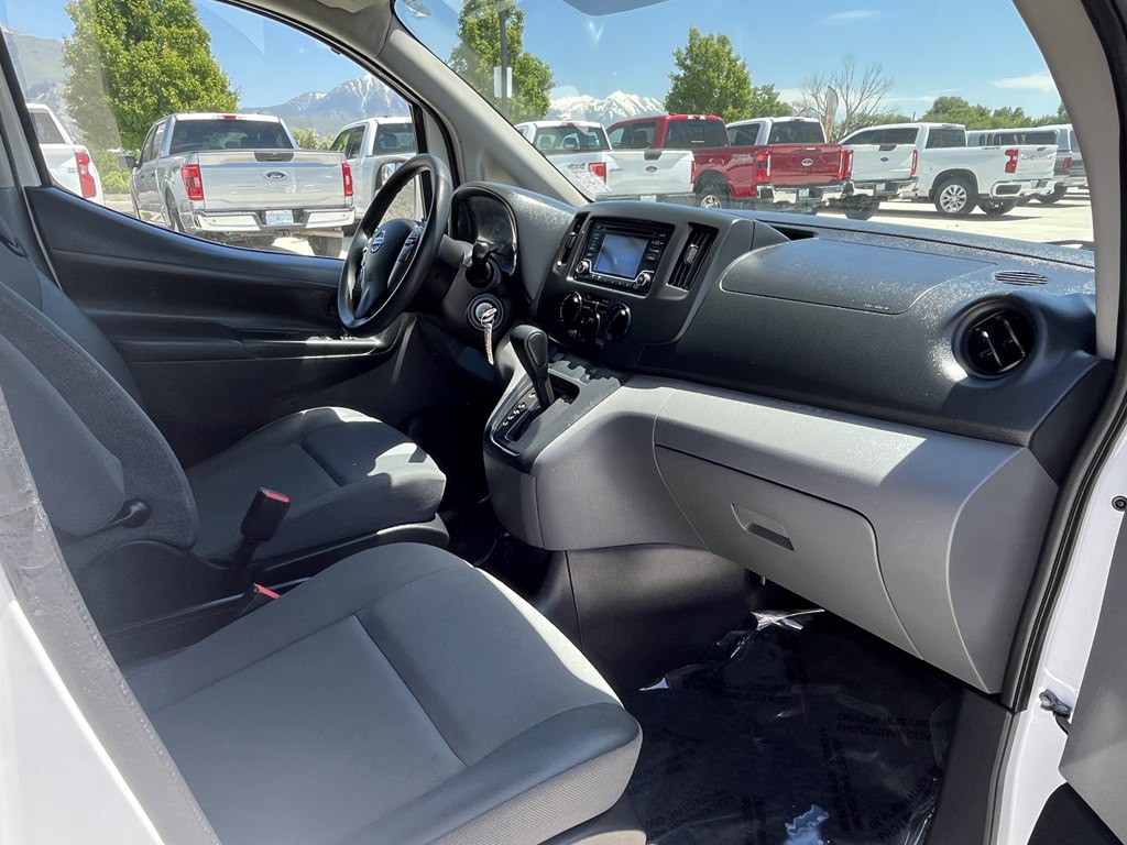 2019 Nissan NV200 Image 11