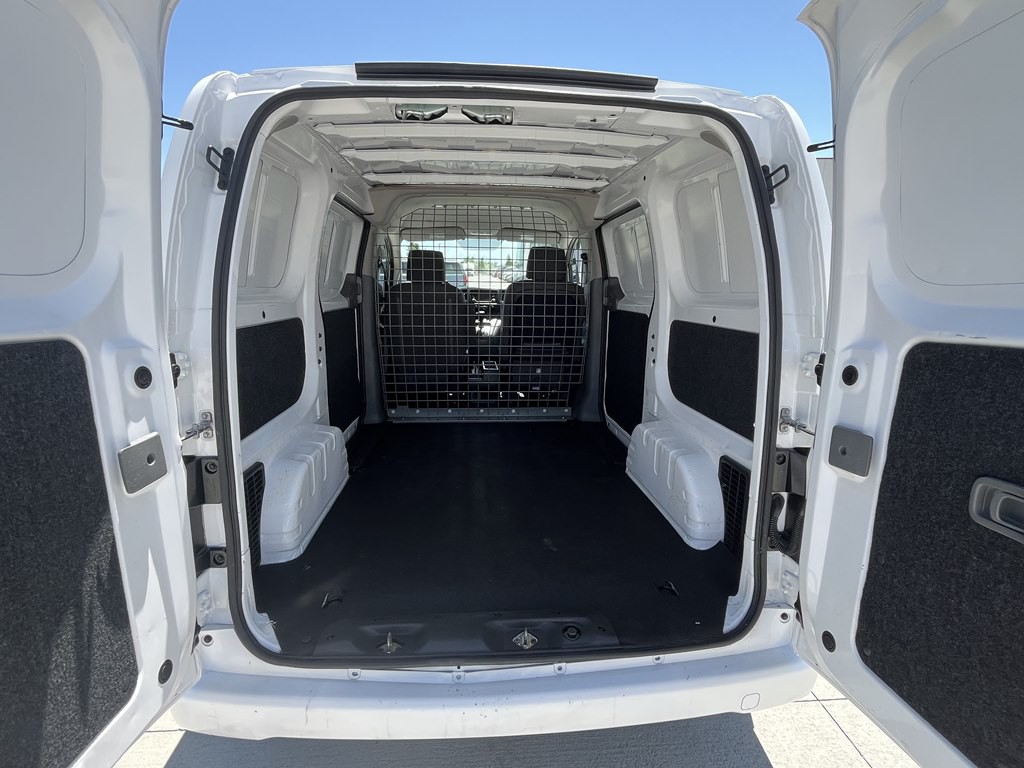 2019 Nissan NV200 Image 15
