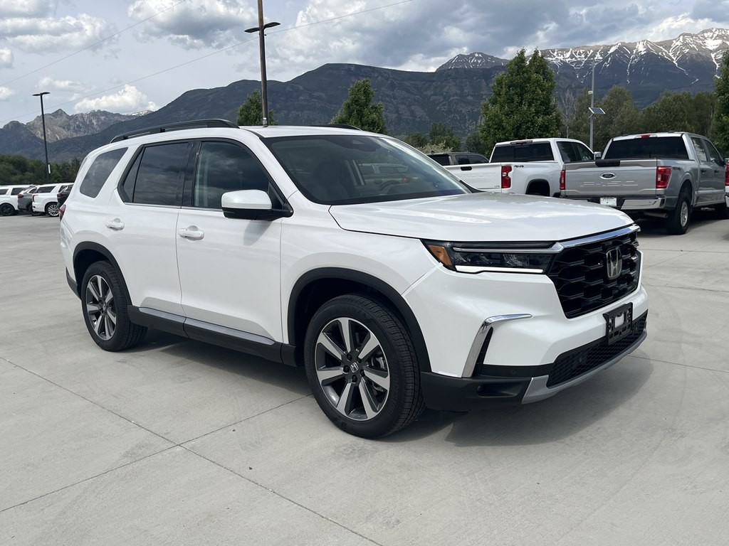2025 Honda Pilot Image 1