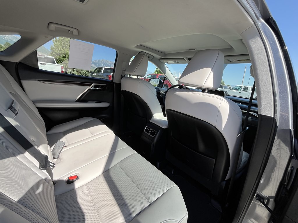 2022 Lexus RX Image 16
