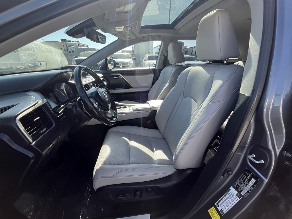 2022 Lexus RX Image 25