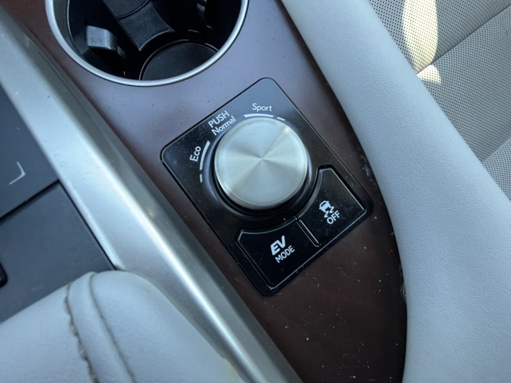 2022 Lexus RX Image 26