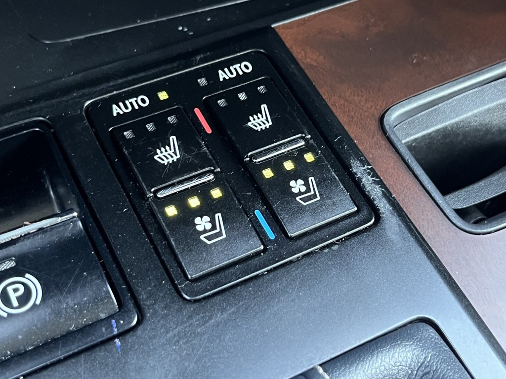2022 Lexus RX Image 38