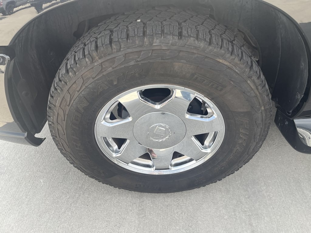 2003 Cadillac Escalade Image 15