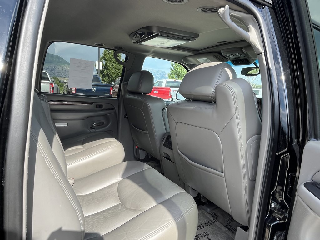 2003 Cadillac Escalade Image 19