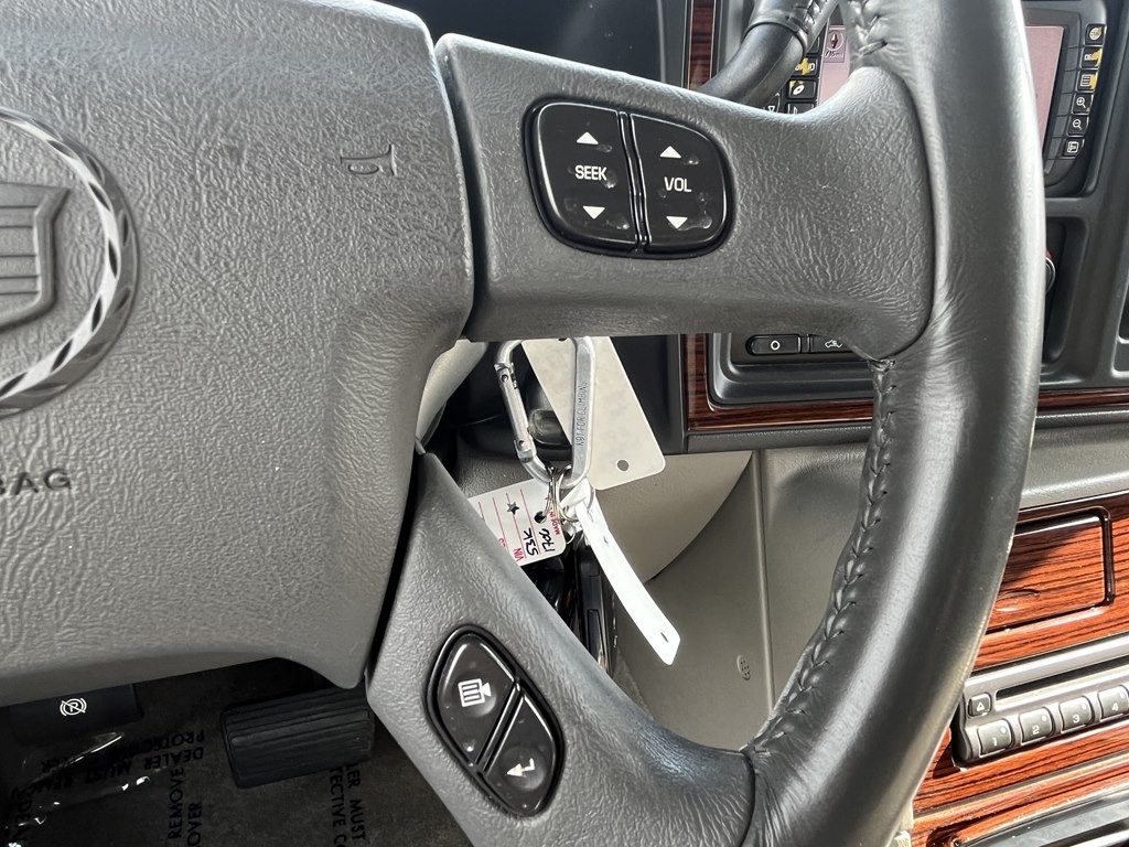 2003 Cadillac Escalade Image 39