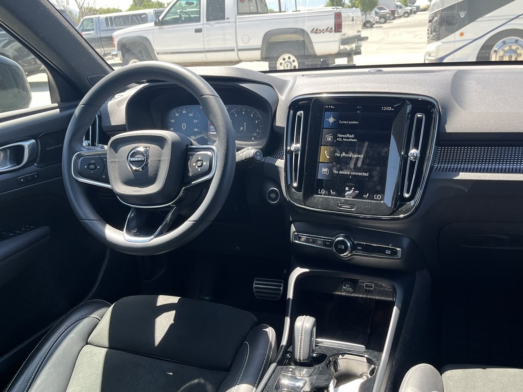 2022 Volvo XC40 Image 15