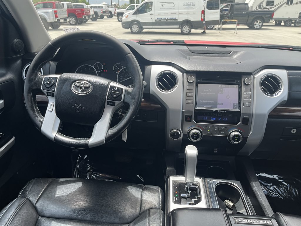2015 Toyota Tundra Image 17