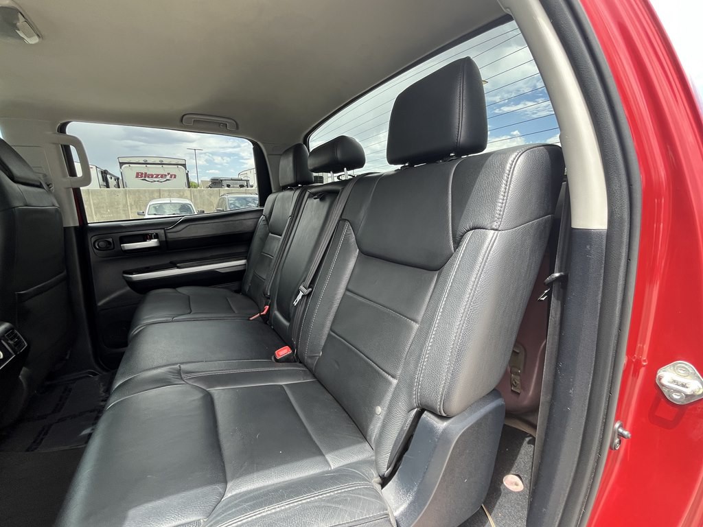 2015 Toyota Tundra Image 19