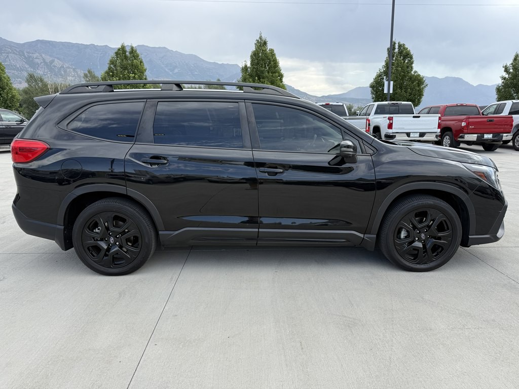 2023 Subaru Ascent Image 2