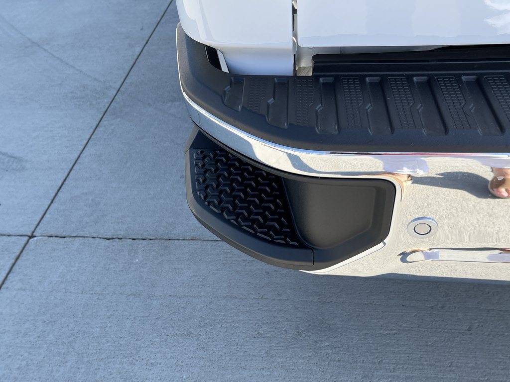 2024 GMC Sierra Image 17