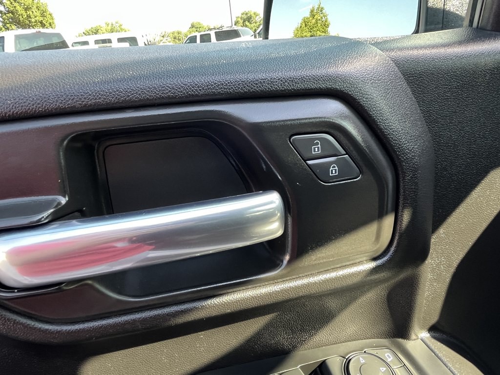 2024 GMC Sierra Image 23