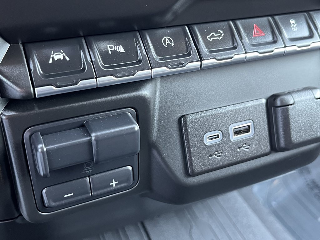 2024 GMC Sierra Image 39