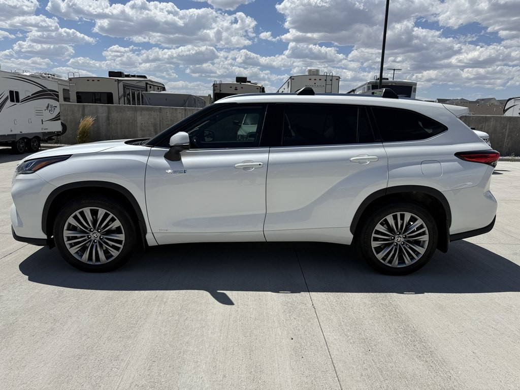 2021 Toyota Highlander Image 6