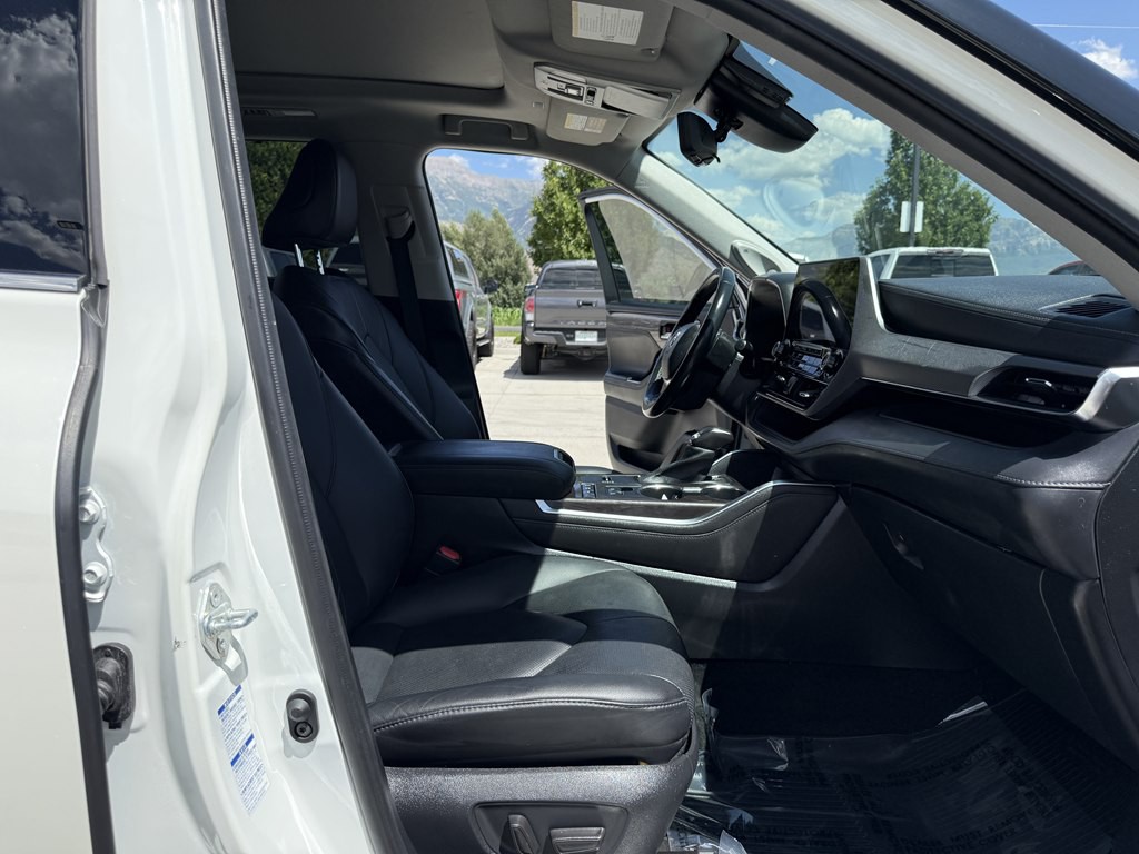 2021 Toyota Highlander Image 24