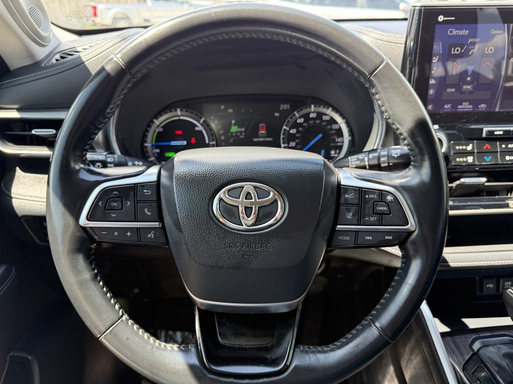 2021 Toyota Highlander Image 30
