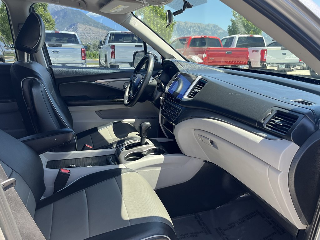 2017 Honda Pilot Image 11
