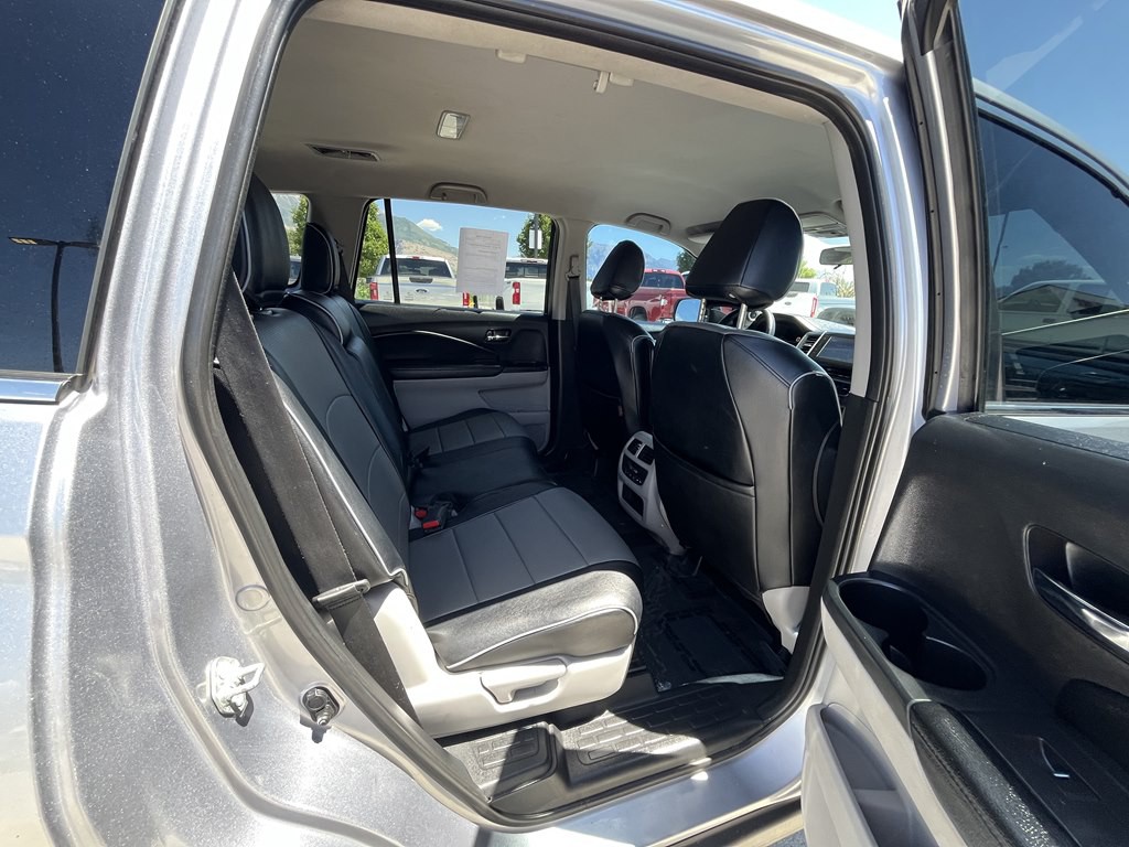 2017 Honda Pilot Image 13