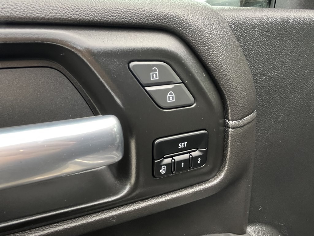 2020 GMC Sierra Image 24