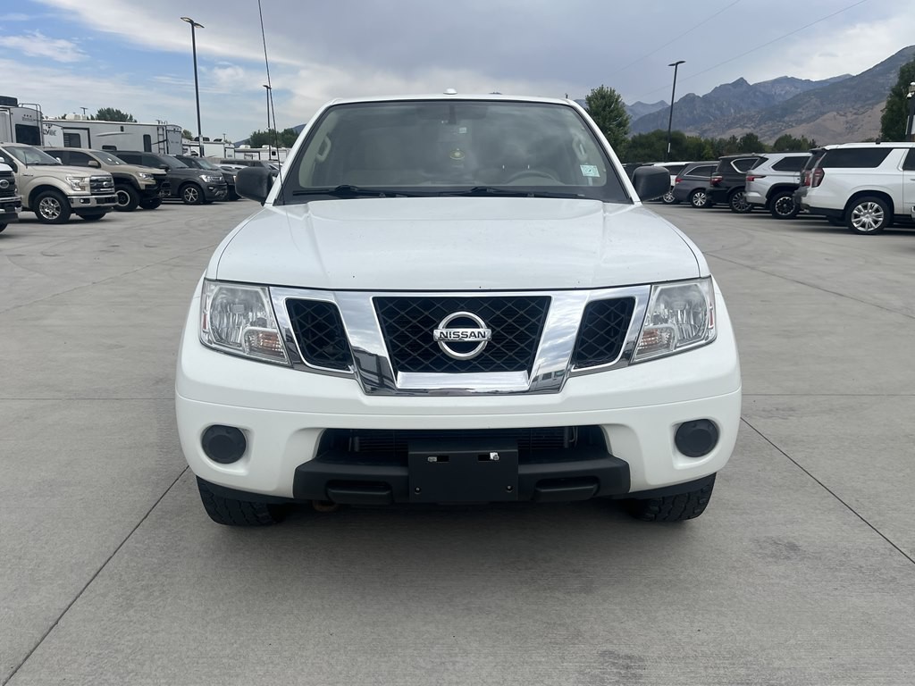 2016 Nissan Frontier Image 2