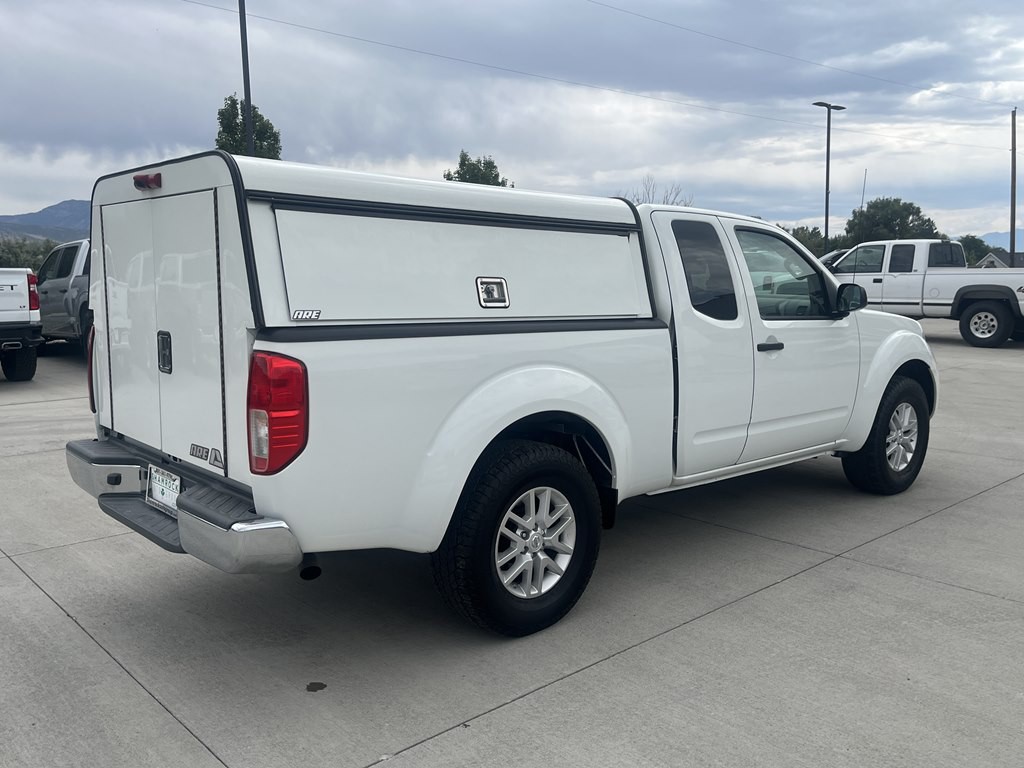2016 Nissan Frontier Image 5
