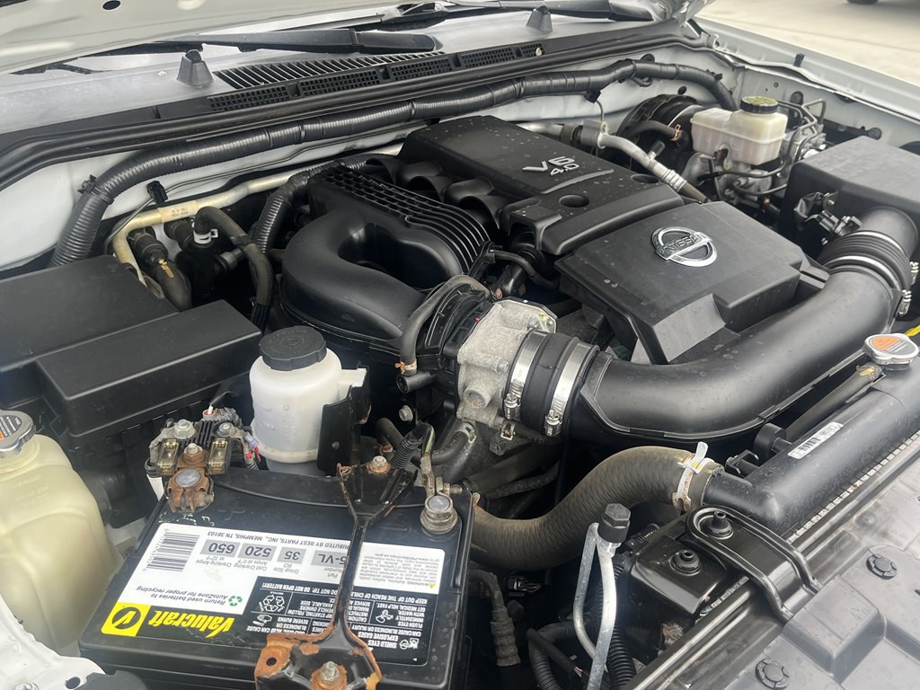 2016 Nissan Frontier Image 10