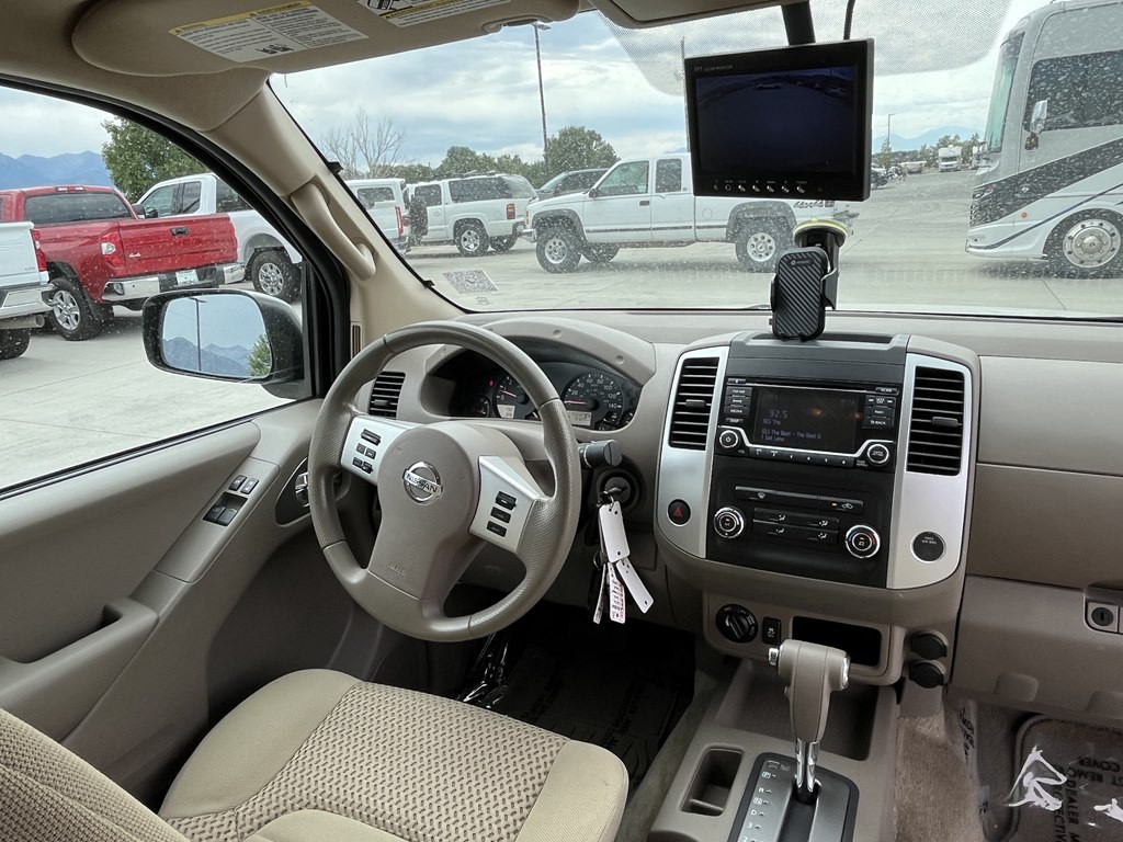 2016 Nissan Frontier Image 15