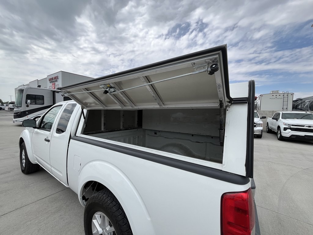 2016 Nissan Frontier Image 19