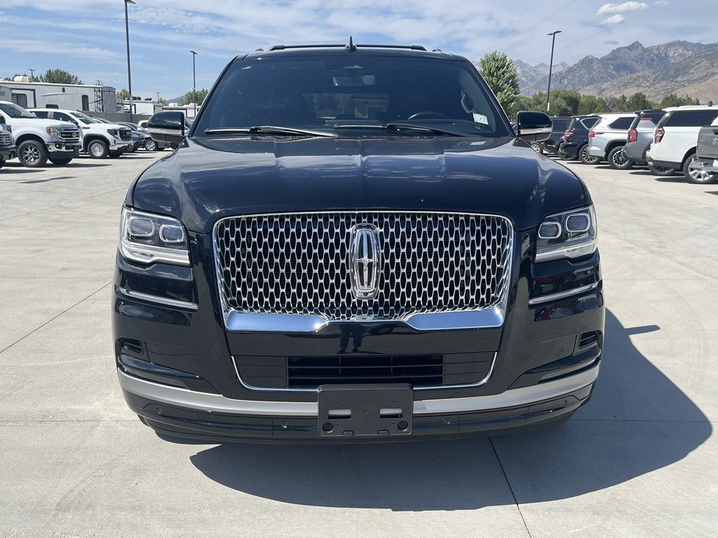 2023 Lincoln Navigator Image 8