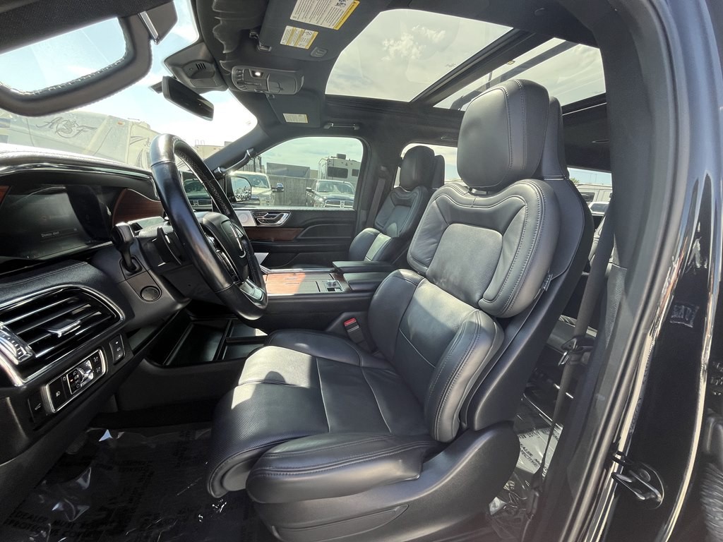 2023 Lincoln Navigator Image 25