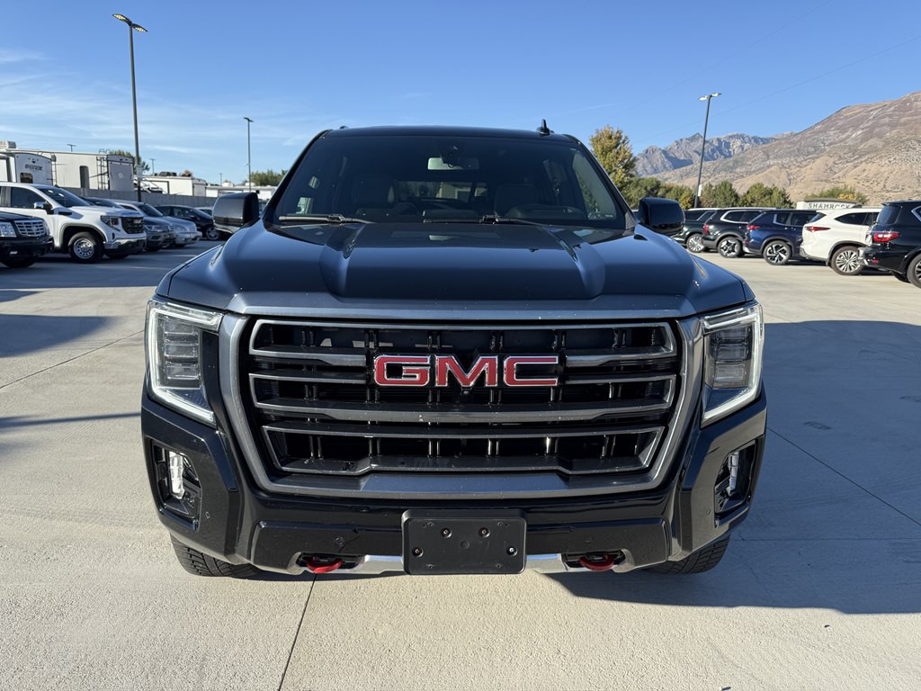 2021 GMC Yukon Image 2