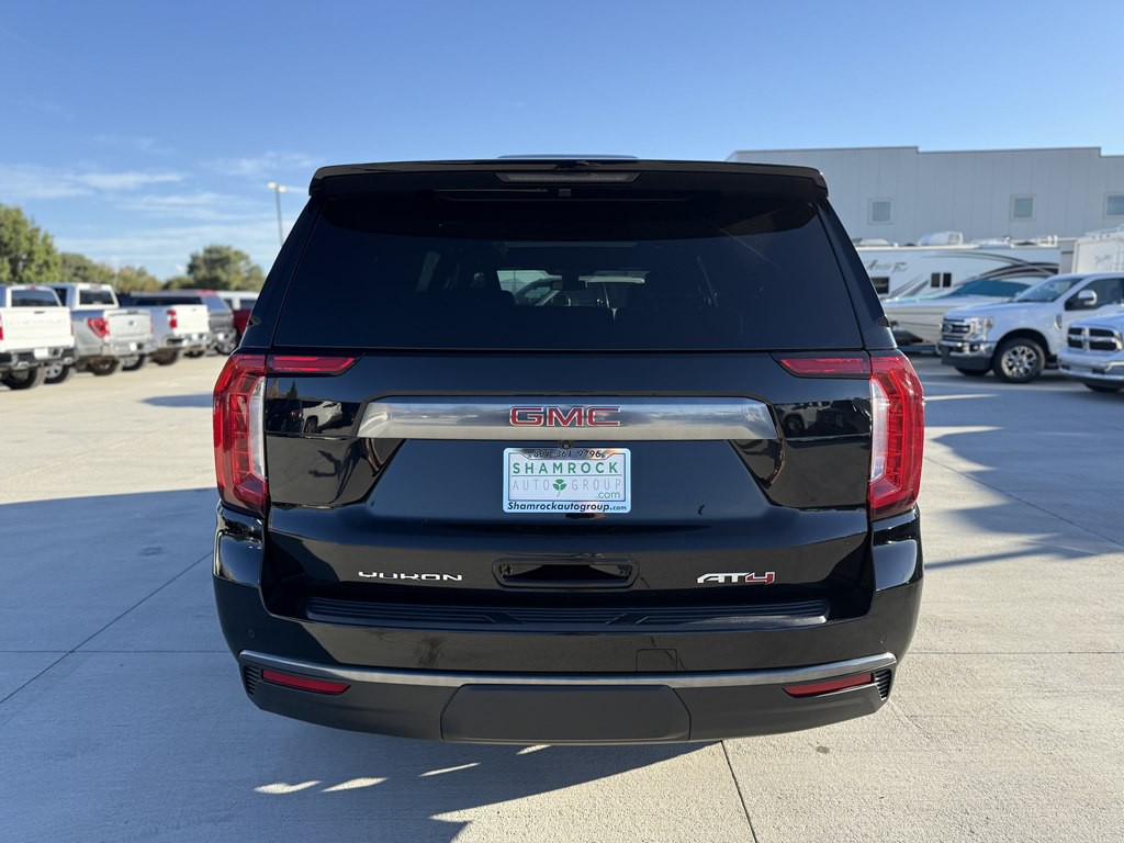 2021 GMC Yukon Image 4