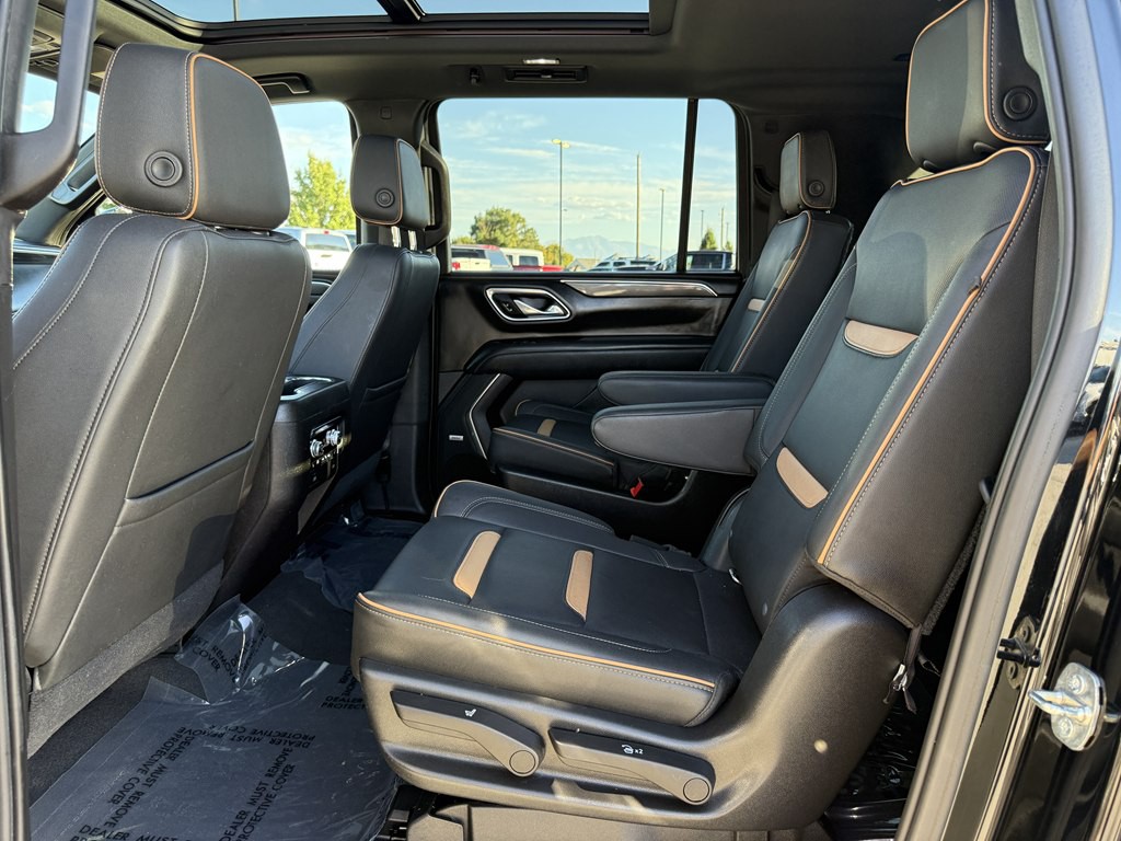 2021 GMC Yukon Image 14