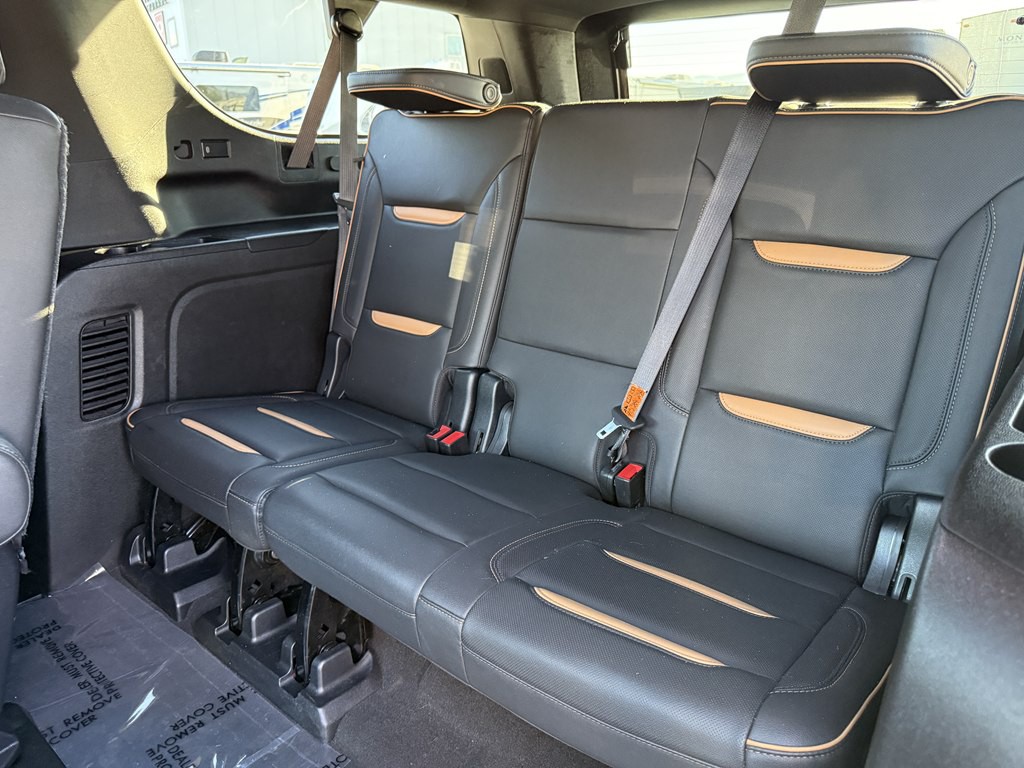 2021 GMC Yukon Image 16