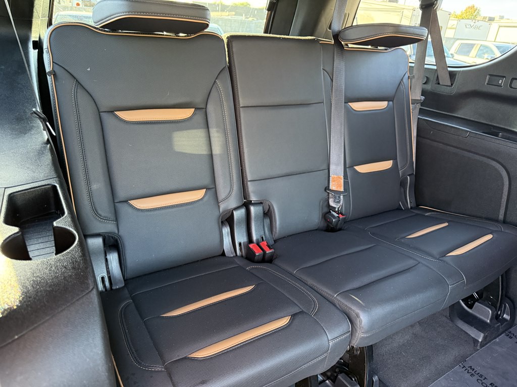 2021 GMC Yukon Image 17