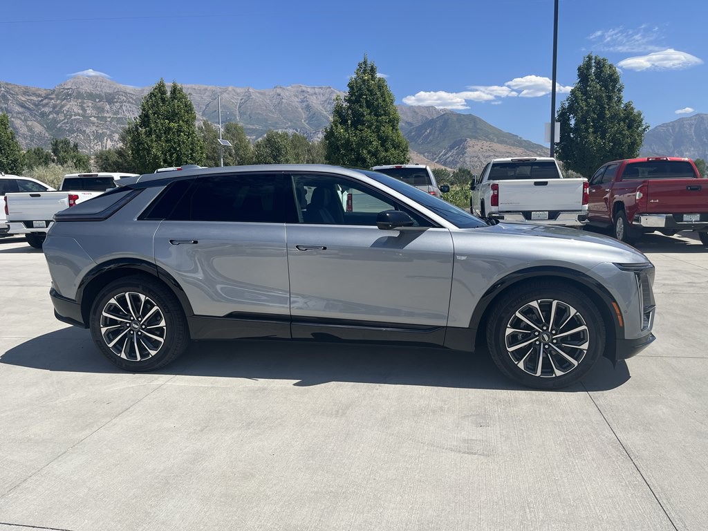 2024 Cadillac Lyriq Image 4