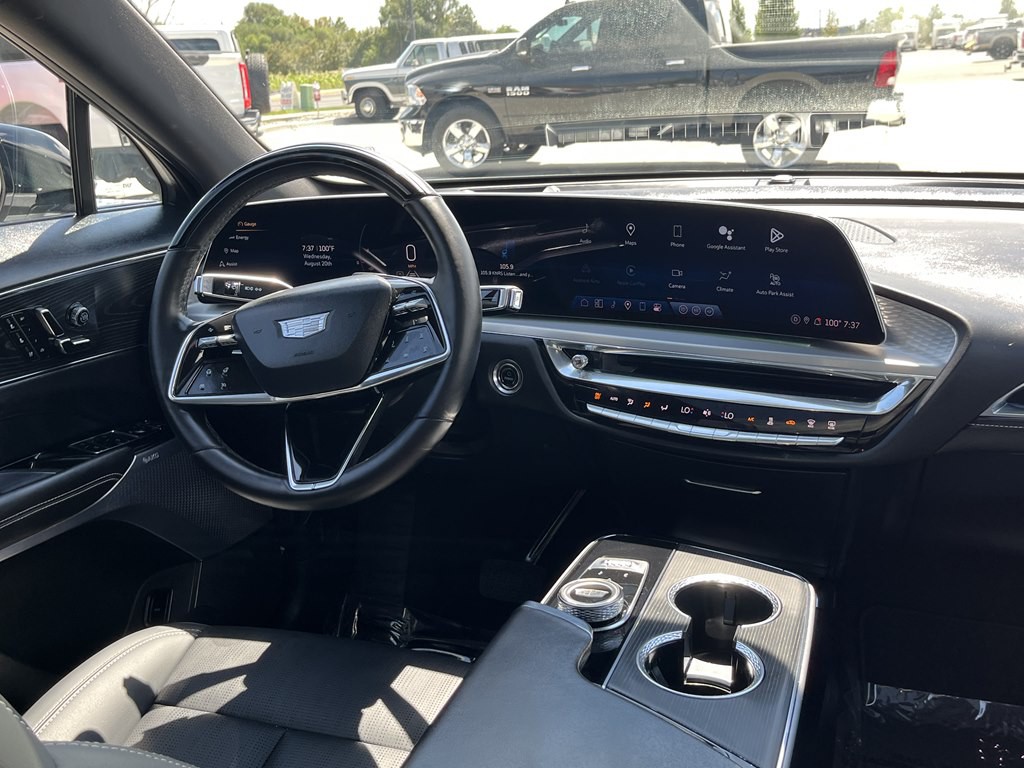 2024 Cadillac Lyriq Image 17