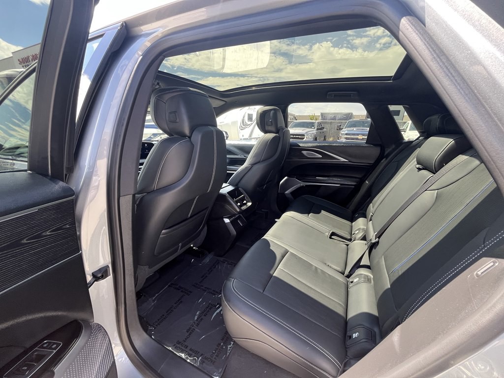 2024 Cadillac Lyriq Image 22