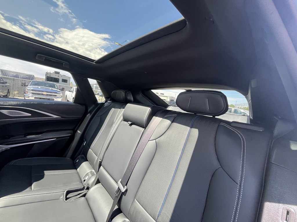 2024 Cadillac Lyriq Image 23