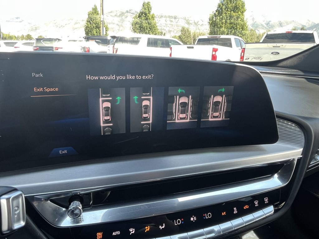 2024 Cadillac Lyriq Image 34