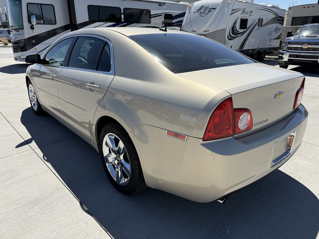 2010 Chevrolet Malibu Image 5