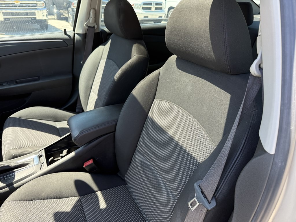 2010 Chevrolet Malibu Image 15