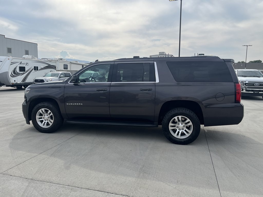 2018 Chevrolet Suburban Image 6