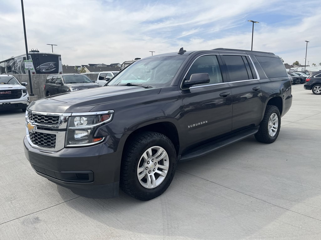 2018 Chevrolet Suburban Image 7
