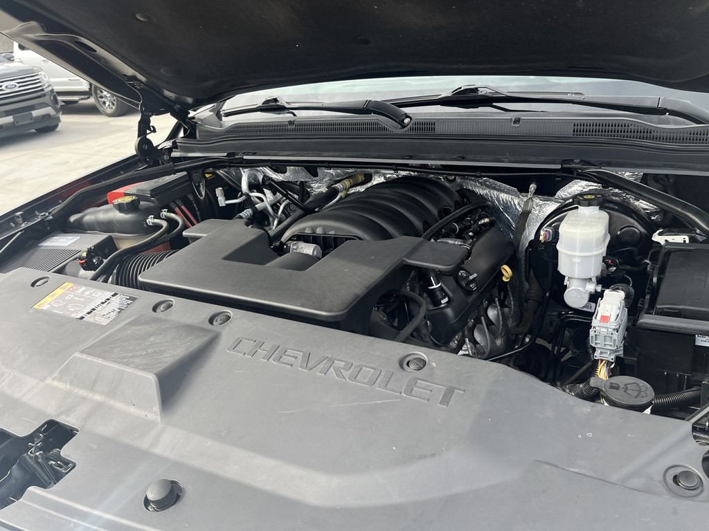 2018 Chevrolet Suburban Image 9