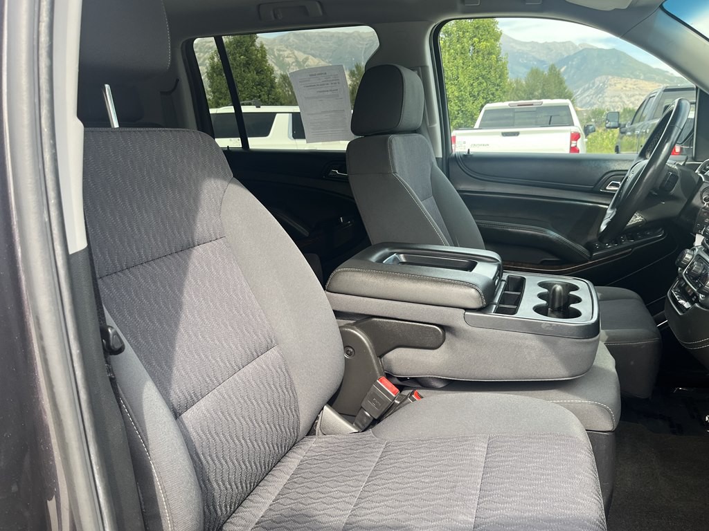 2018 Chevrolet Suburban Image 12