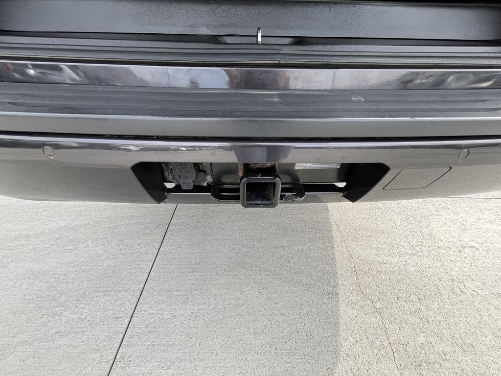 2018 Chevrolet Suburban Image 18