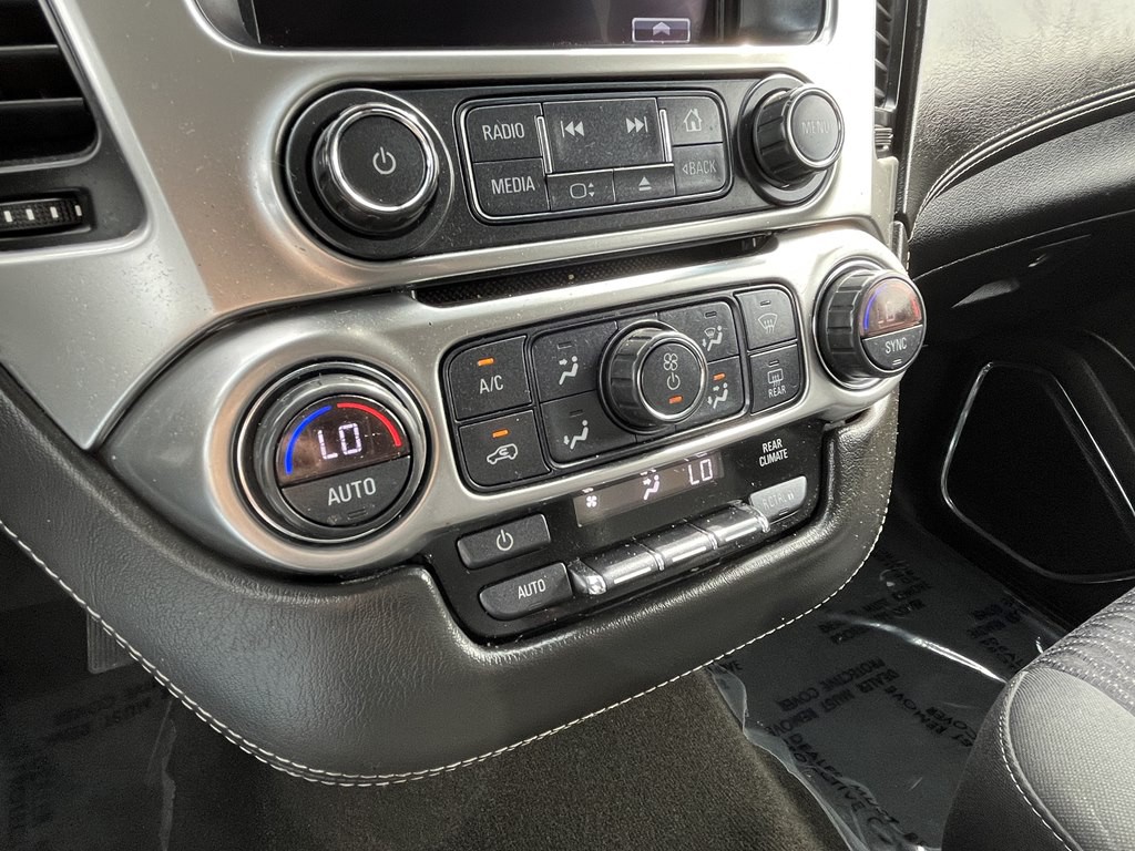 2018 Chevrolet Suburban Image 32