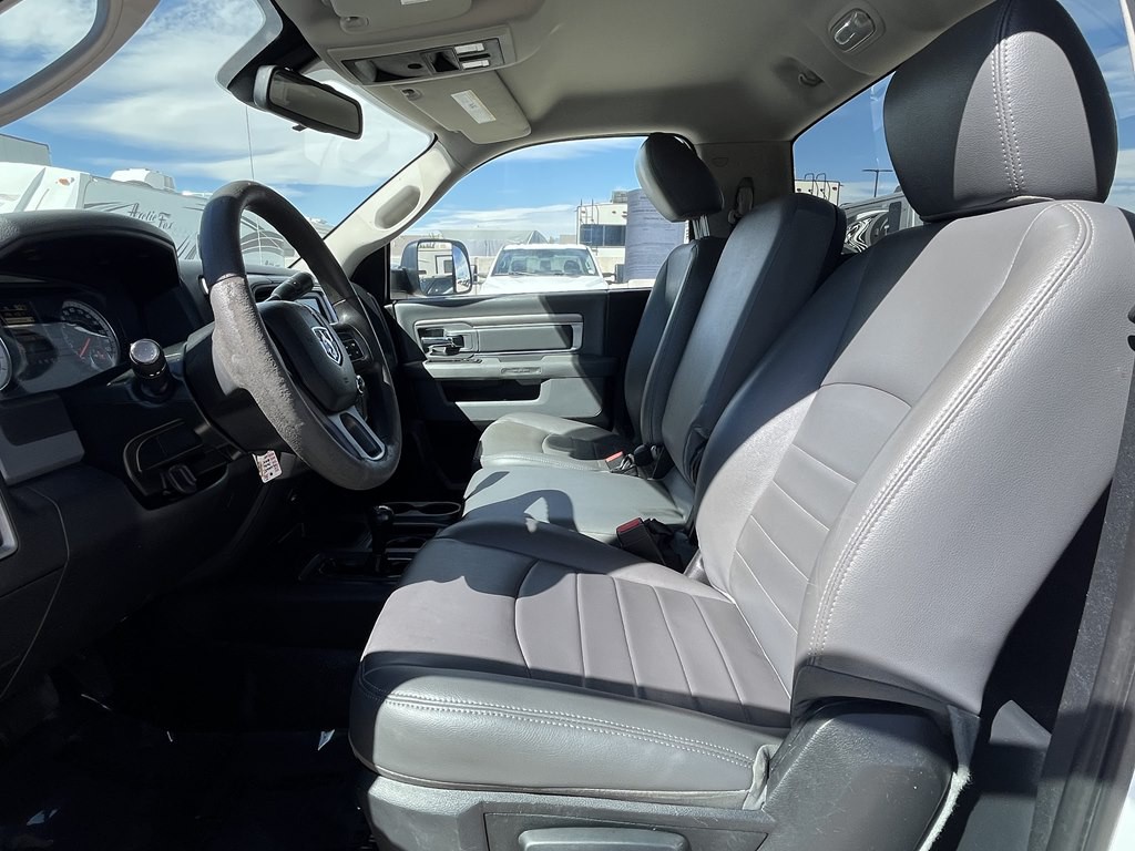 2016 RAM 3500 Image 25