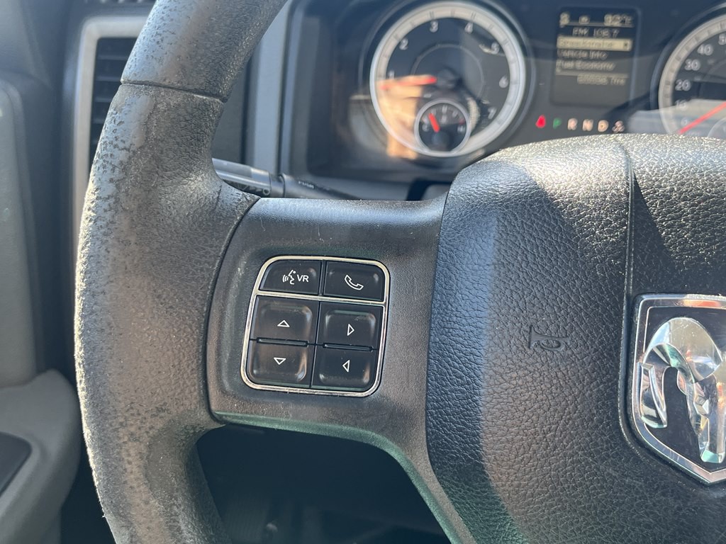 2016 RAM 3500 Image 31